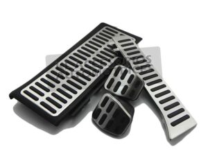 SET QUE INCLUYE CUBRE PEDALES Y POSAPIE COMPATIBLES CON VOLKSWAGEN JETTA MK6 Y PASSAT CC, FACIL INSTALACION, CUMPLE CON LAS ESPECIFICACIONES DEL VEHICULO, HECHO DE ALUMINIO CON PLASTICO VULCANIZADO.