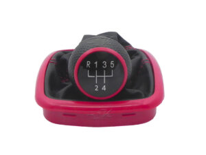 POMO PERILLA DE VELOCIDADES CON CUBREPOLVO FUNDA DE PIEL COSTURAS ROJO Y MARCO COLOR ROJO JETTA GOLF MK4 Y CLASICO