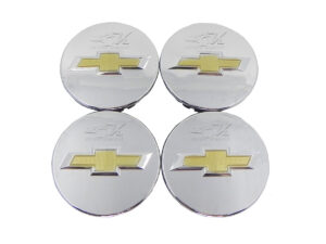 SET CON 4 CENTROS DE RIN CON DIAMETRO DE 60 MM COMPATIBLE CON VEHICULOS CHEVROLET, HECHO DE PLASTICO ABS CON PARTE DELANTERA CROMADA.