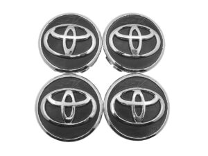 SET CON 4 CENTROS DE RIN CON DIAMETRO DE 56 MM COMPATIBLE CON VEHICULOS TOYOTA, HECHO DE PLASTICO ABS CON PARTE DELANTERA CROMADA, BASE NEGRO, PRODUCTO HECHO EN MEXICO.