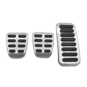 PRODUCTO GENÉRICO HECHO DE ALUMINIO CON ACABADO CEPILLADO CON CAUCHO VULCANIZADO, CUMPLE CON LAS ESPECIFICACIONES DEL VEHICULO, FACIL INSTALACION, NO ES NECESARIO PERFORAR PARA FIJAR.