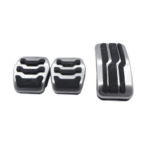 PRODUCTO GENERICO, HECHOS DE ALUMINIO CON CAUCHO VULCANIZADO, CUMPLEN CON LAS ESPECIFICACIONES ORIGINALES DEL VEHICULO, SE INSTALAN DE LA MISMA MANERA QUE LOS CUBRE PEDALES DE HULE ORIGINALES, MEJORA LA APARIENCIA DEL INTERIOR DEL VEHICULO. CALIDAD GARANTAIZADA.
