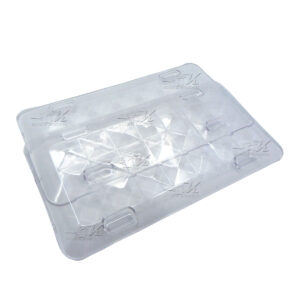 Set que incluye 2 piezas de micas cubre placas transparentes evita multas, solo se instalan encima de la matricula actual del vehículo.