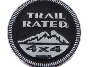 Emblema circular para salipcadera de Jeep edición Trail Rated 4x4, excelente calidad y resistencia a climas extremos.