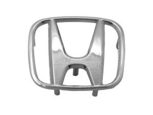 Emblema que se instala sobre la bolsa de aire del volante del vehículo. Fabricado en plastico ABS con recubrimiento cromado. Se instala de la misma manera que el original. Calidad y terminado de lujo.