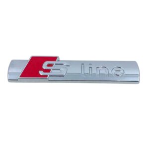 Emblema para parrilla edición S-Line, fabricado en metal con acabado cromo, incluye kit para su instalación. Fácil instalación, acabado de lujo.